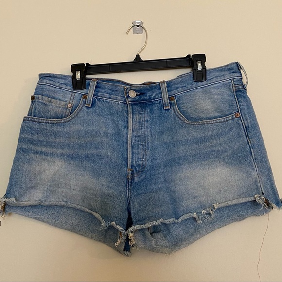 Levi’s 501 High Rise Cutoff Shorts 31 - Picture 1 of 5